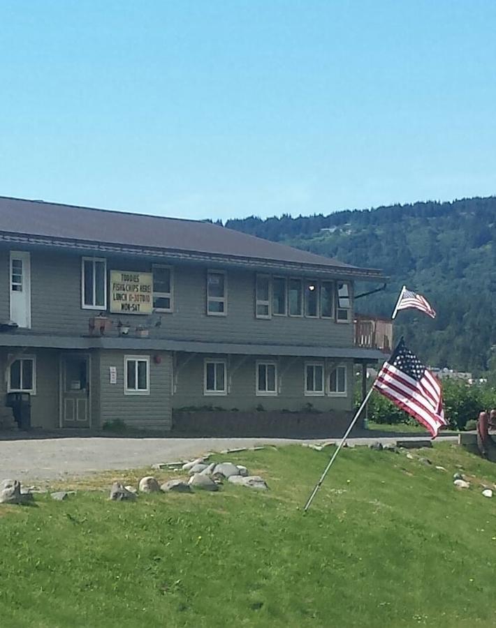 Beluga Lake Lodge Homer Exterior photo