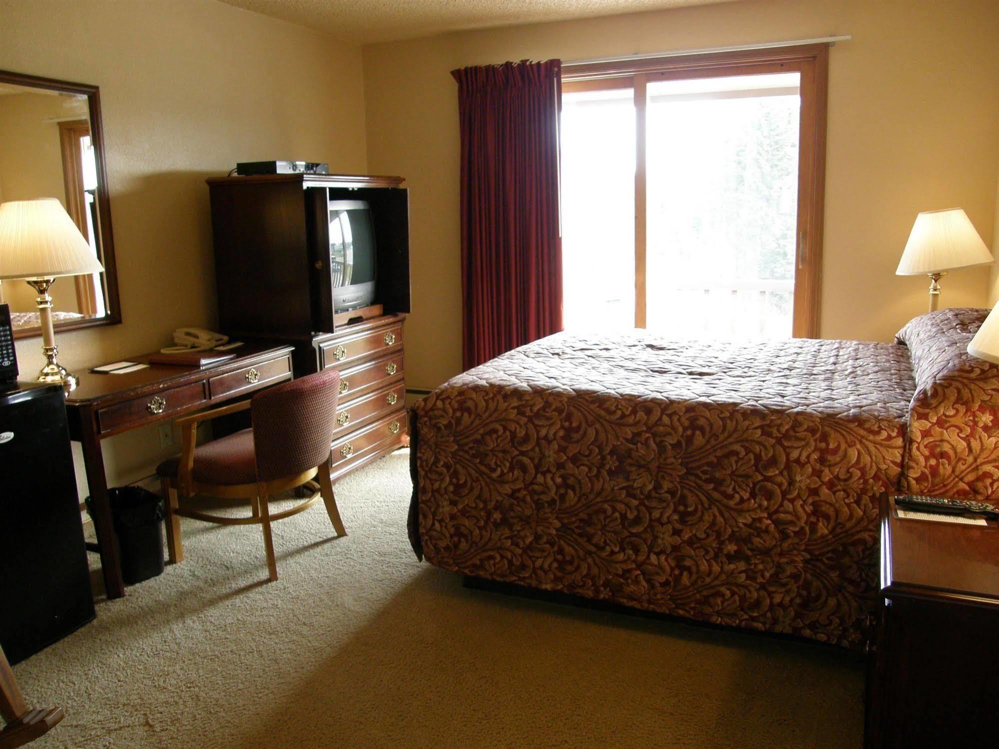 Beluga Lake Lodge Homer Exterior photo