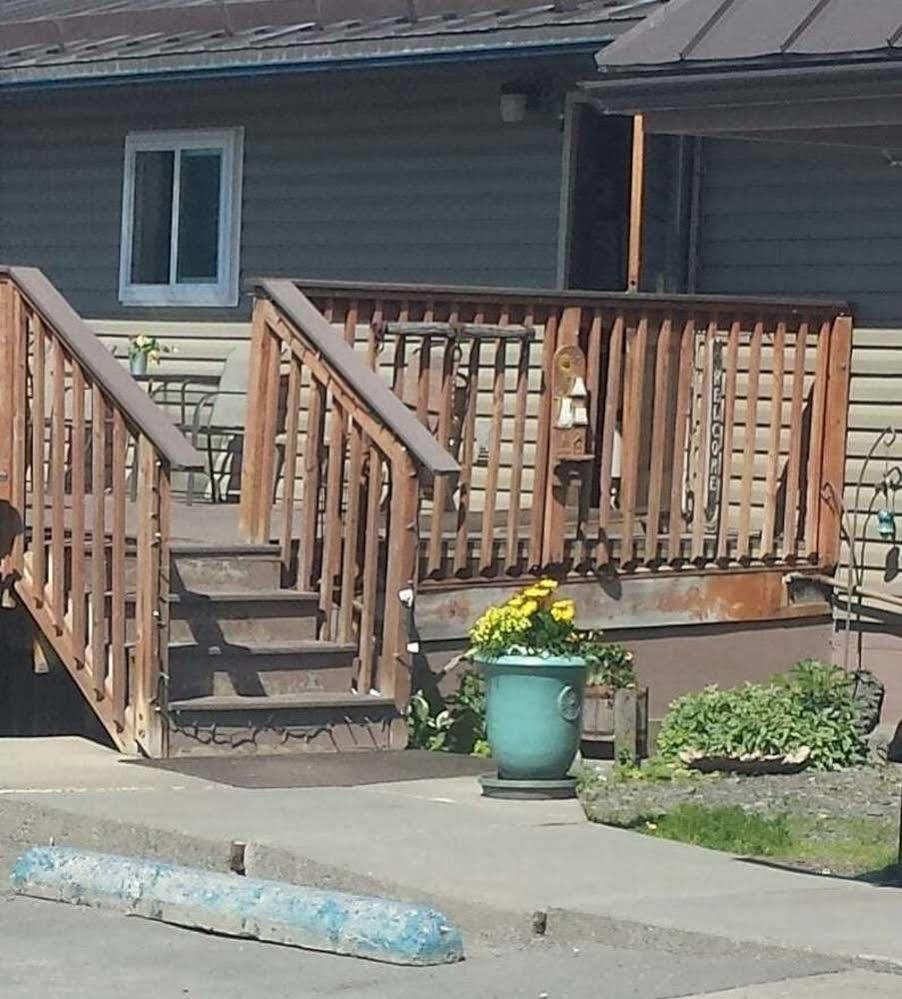 Beluga Lake Lodge Homer Exterior photo